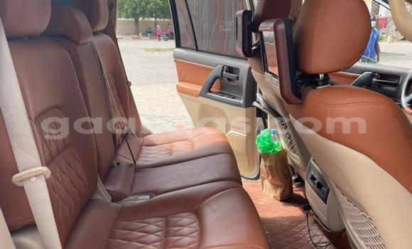 Buy Used Toyota Land Cruiser Prado White Car in Dakar in Dakar Buy Used Toyota Land Cruiser Prado White Car in Dakar in Dakar
