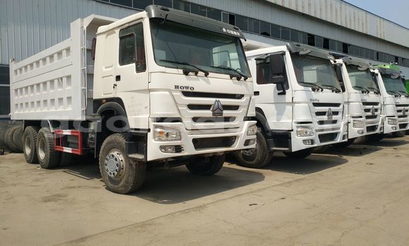 Medium with watermark mercedes benz truck dakar dakar 8093