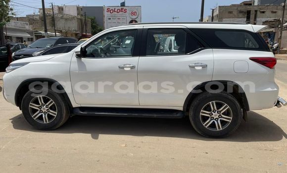 Buy Import Toyota Fortuner White Car in Dakar in Dakar Buy Import Toyota Fortuner White Car in Dakar in Dakar