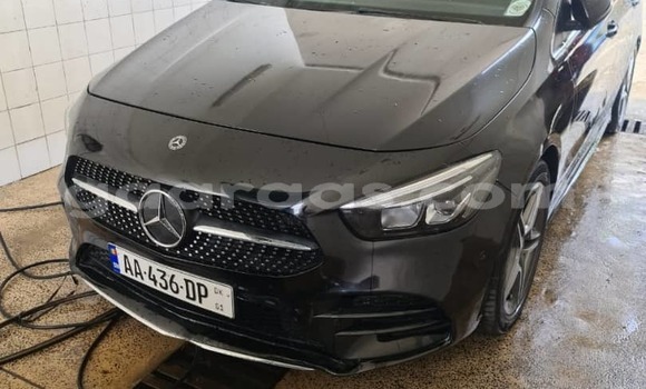 Buy Import Mercedes‒Benz B-klasse Black Car in Dakar in Dakar Buy Import Mercedes‒Benz B-klasse Black Car in Dakar in Dakar