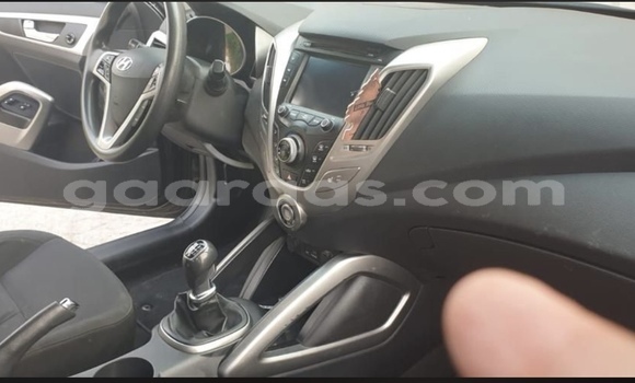 Acheter Import Voiture Hyundai Veloster Noir à Dakar, Dakar Acheter Import Voiture Hyundai Veloster Noir à Dakar, Dakar