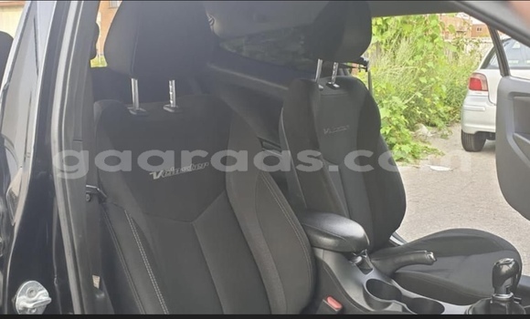 Acheter Import Voiture Hyundai Veloster Noir à Dakar, Dakar Acheter Import Voiture Hyundai Veloster Noir à Dakar, Dakar