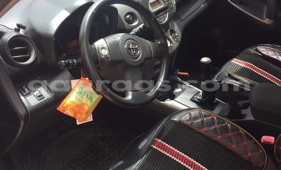 Dieundeu Occasion Toyota RAV4 Black Auto in Dakar in Dakar Dieundeu Occasion Toyota RAV4 Black Auto in Dakar in Dakar