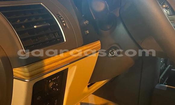 Acheter Import Voiture Toyota Prado Blanc à Dakar, Dakar Acheter Import Voiture Toyota Prado Blanc à Dakar, Dakar