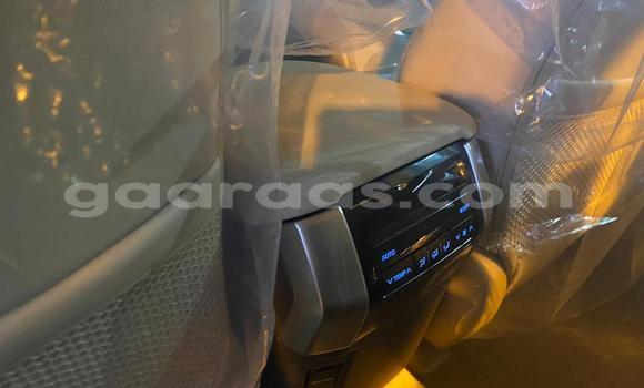 Acheter Import Voiture Toyota Prado Blanc à Dakar, Dakar Acheter Import Voiture Toyota Prado Blanc à Dakar, Dakar