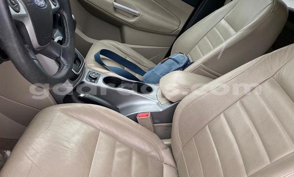 Acheter Import Voiture Ford Escape Bleu à Dakar, Dakar Acheter Import Voiture Ford Escape Bleu à Dakar, Dakar