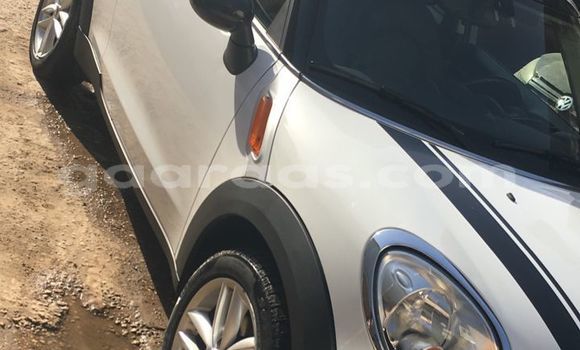 Acheter Import Voiture MINI Cooper Blanc à Dakar, Dakar