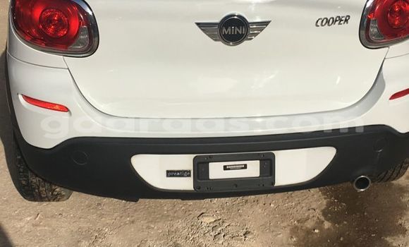 Buy Import MINI Cooper White Car in Dakar in Dakar Buy Import MINI Cooper White Car in Dakar in Dakar