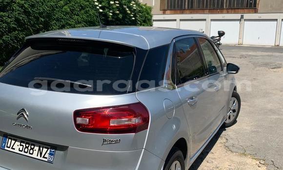 Buy Import Citroen C4 Picasso Silver Car in Dakar in Dakar Buy Import Citroen C4 Picasso Silver Car in Dakar in Dakar