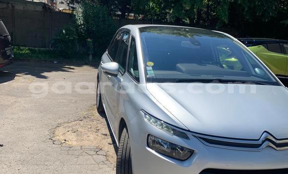 Buy Import Citroen C4 Picasso Silver Car in Dakar in Dakar Buy Import Citroen C4 Picasso Silver Car in Dakar in Dakar