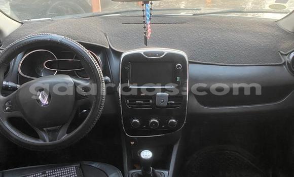 Acheter Occasion Voiture Renault Clio Blanc à Dakar, Dakar Acheter Occasion Voiture Renault Clio Blanc à Dakar, Dakar