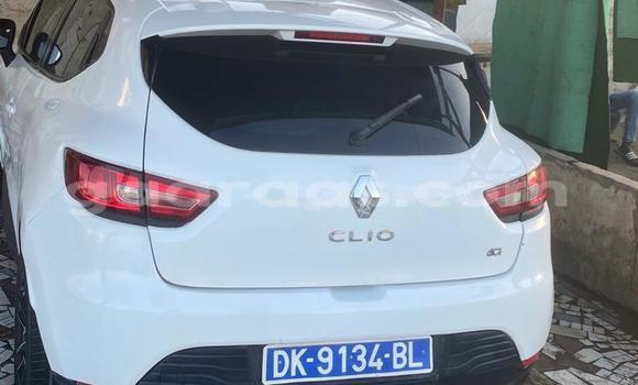 Acheter Occasion Voiture Renault Clio Blanc à Dakar, Dakar Acheter Occasion Voiture Renault Clio Blanc à Dakar, Dakar