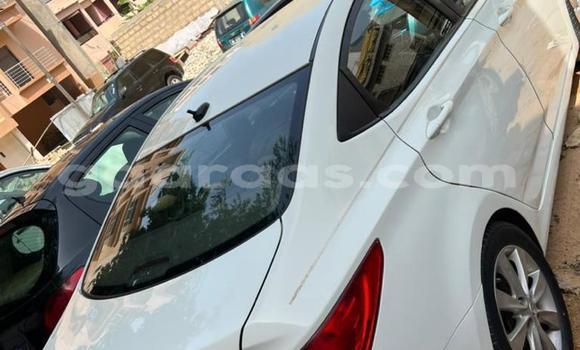 Acheter Occasion Voiture Hyundai Accent Blanc à Dakar, Dakar Acheter Occasion Voiture Hyundai Accent Blanc à Dakar, Dakar