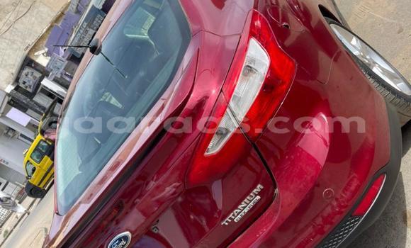 Dieundeu Beess Ford Focus Red Auto in Dakar in Dakar