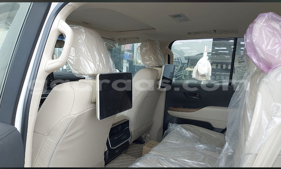Buy Import Toyota Land Cruiser Black Car in Dakar in Dakar Buy Import Toyota Land Cruiser Black Car in Dakar in Dakar