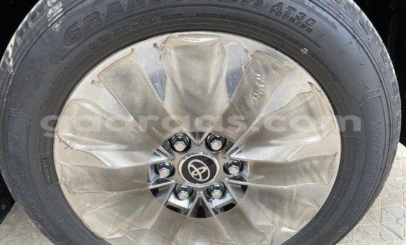 Buy Import Toyota Land Cruiser Black Car in Dakar in Dakar Buy Import Toyota Land Cruiser Black Car in Dakar in Dakar