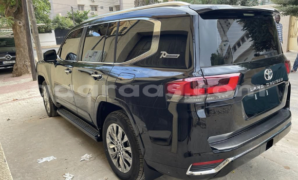 Buy Import Toyota Land Cruiser Black Car in Dakar in Dakar Buy Import Toyota Land Cruiser Black Car in Dakar in Dakar