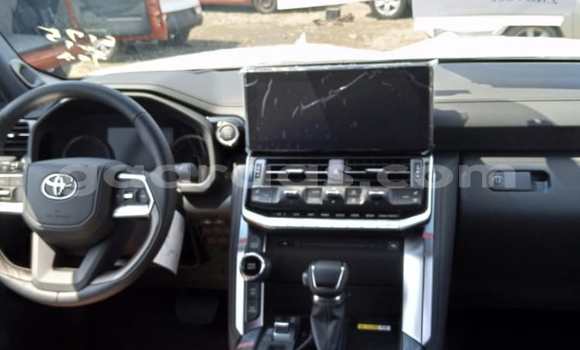 Buy Import Toyota Land Cruiser Black Car in Dakar in Dakar Buy Import Toyota Land Cruiser Black Car in Dakar in Dakar