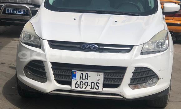 Acheter Occasion Voiture Ford Escape Blanc à Dakar, Dakar Acheter Occasion Voiture Ford Escape Blanc à Dakar, Dakar