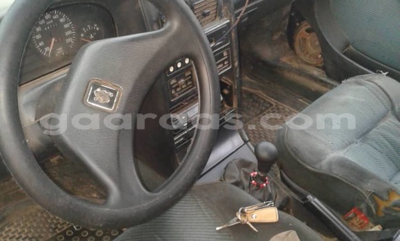 Dieundeu Occasion Peugeot 305 Black Auto in Dakar in Dakar Dieundeu Occasion Peugeot 305 Black Auto in Dakar in Dakar