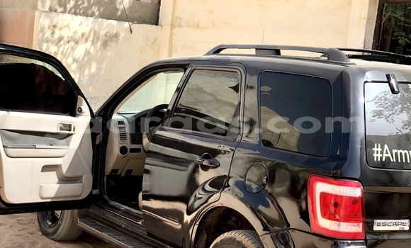 Acheter Occasion Voiture Ford Escape Noir à Dakar, Dakar