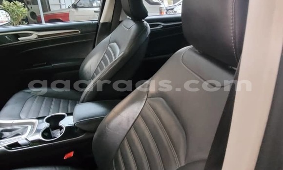 Buy Import Hyundai Chorus Beige Truck in Dakar in Dakar Buy Import Hyundai Chorus Beige Truck in Dakar in Dakar