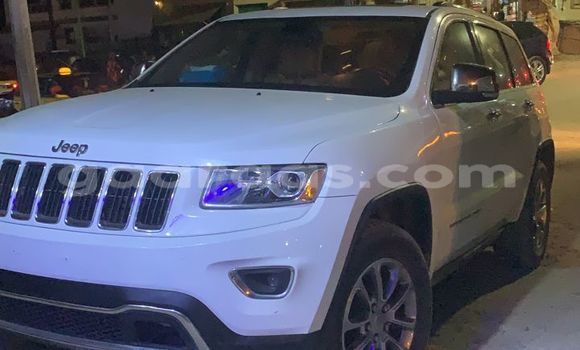 Dieundeu Beess Jeep Grand Cherokee White Auto in Dakar in Dakar Dieundeu Beess Jeep Grand Cherokee White Auto in Dakar in Dakar