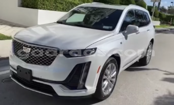 Buy Import Cadillac XTS White Car in Dakar in Dakar Buy Import Cadillac XTS White Car in Dakar in Dakar