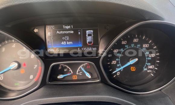 Acheter Occasion Voiture Ford Escape Marron à Dakar, Dakar Acheter Occasion Voiture Ford Escape Marron à Dakar, Dakar