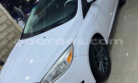 Acheter Neuf Voiture Ford Focus Blanc à Dakar, Dakar Acheter Neuf Voiture Ford Focus Blanc à Dakar, Dakar