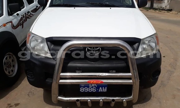 Dieundeu Occasion Toyota Hilux White Auto in Dakar in Dakar Dieundeu Occasion Toyota Hilux White Auto in Dakar in Dakar