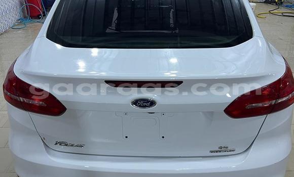 Acheter Neuf Voiture Ford Focus Blanc à Dakar, Dakar Acheter Neuf Voiture Ford Focus Blanc à Dakar, Dakar