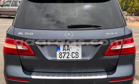 Buy Used Mercedes‒Benz ML–Class Silver Car in Dakar in Dakar Buy Used Mercedes‒Benz ML–Class Silver Car in Dakar in Dakar
