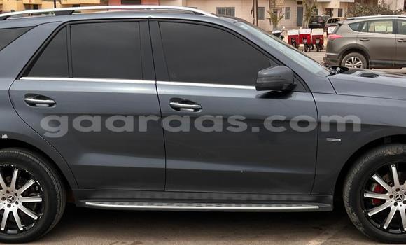 Buy Used Mercedes‒Benz ML–Class Silver Car in Dakar in Dakar Buy Used Mercedes‒Benz ML–Class Silver Car in Dakar in Dakar