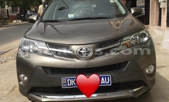 Dieundeu Occasion Toyota RAV4 Brown Auto in Dakar in Dakar Dieundeu Occasion Toyota RAV4 Brown Auto in Dakar in Dakar