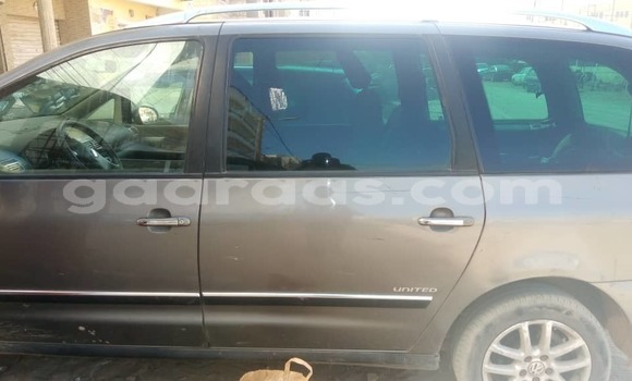 Acheter Occasion Voiture Volkswagen Sharan Gris à Dakar, Dakar