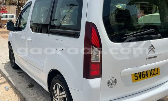 Dieundeu Imported Citroen Berlingo White Auto in Dakar in Dakar Dieundeu Imported Citroen Berlingo White Auto in Dakar in Dakar