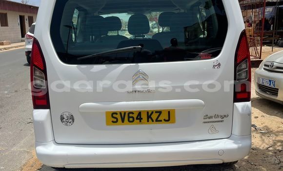 Dieundeu Imported Citroen Berlingo White Auto in Dakar in Dakar Dieundeu Imported Citroen Berlingo White Auto in Dakar in Dakar