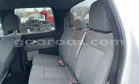 Acheter Import Voiture Ford F–150 Blanc à Dakar, Dakar Acheter Import Voiture Ford F–150 Blanc à Dakar, Dakar