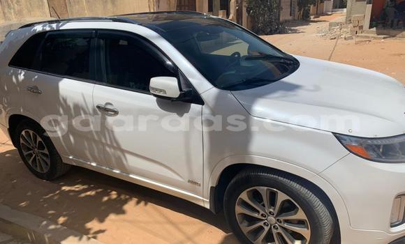 Acheter Import Voiture Kia Sorento Blanc à Dakar, Dakar Acheter Import Voiture Kia Sorento Blanc à Dakar, Dakar
