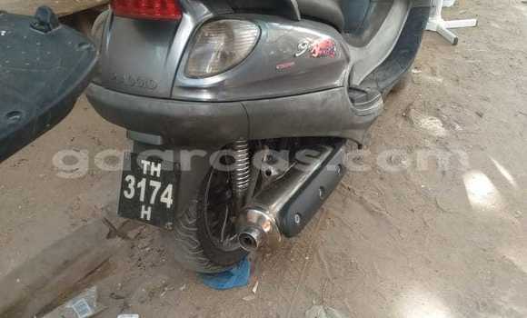 Acheter Neuf Moto Piaggio X9 Gris à Dakar, Dakar Acheter Neuf Moto Piaggio X9 Gris à Dakar, Dakar