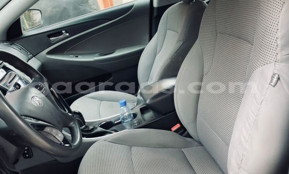 Dieundeu Occasion Hyundai Sonata Silver Auto in Dakar in Dakar Dieundeu Occasion Hyundai Sonata Silver Auto in Dakar in Dakar