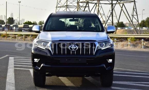 Dieundeu Occasion Toyota Land Cruiser Silver Auto in Dakar in Dakar