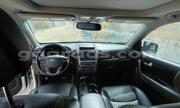 Dieundeu Occasion Kia Sorento Silver Auto in Dakar in Dakar Dieundeu Occasion Kia Sorento Silver Auto in Dakar in Dakar