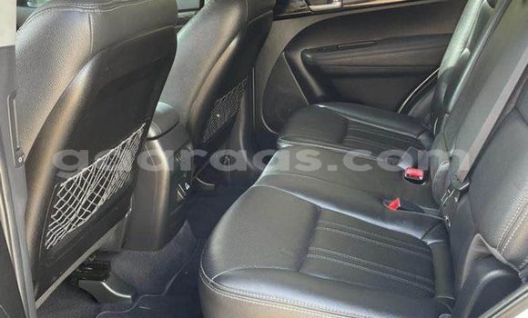 Dieundeu Occasion Kia Sorento Silver Auto in Dakar in Dakar Dieundeu Occasion Kia Sorento Silver Auto in Dakar in Dakar