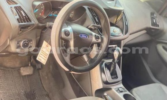 Acheter Occasion Voiture Ford Escape Blanc à Dakar, Dakar Acheter Occasion Voiture Ford Escape Blanc à Dakar, Dakar