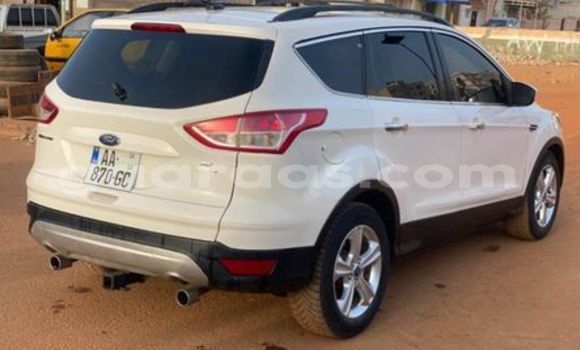 Acheter Occasion Voiture Ford Escape Blanc à Dakar, Dakar Acheter Occasion Voiture Ford Escape Blanc à Dakar, Dakar