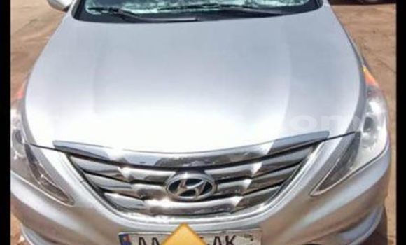 Dieundeu Occasion Hyundai Sonata Silver Auto in Dakar in Dakar