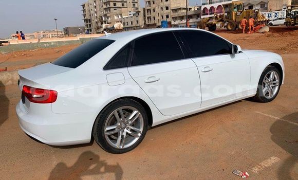 Acheter Occasion Voiture Audi A4 Blanc à Dakar, Dakar Acheter Occasion Voiture Audi A4 Blanc à Dakar, Dakar