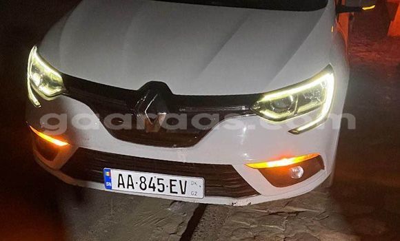 Buy Used Renault Megane White Car in Dakar in Dakar